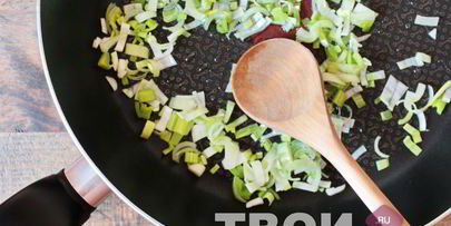 шарлотка с капустой