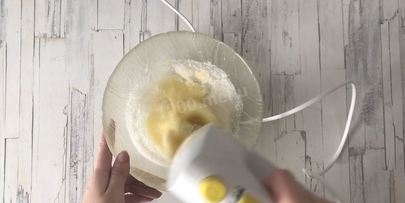 шарлотка с ягодами