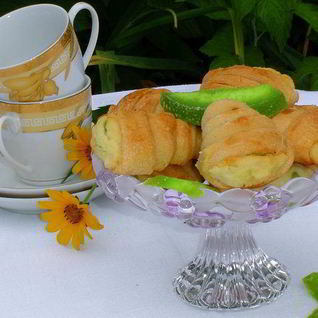 Слойки неаполитанские