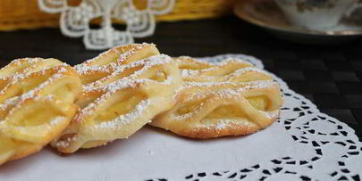 слойки с ананасом