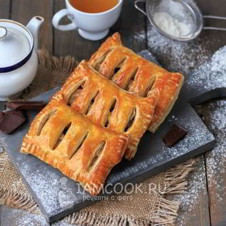 Слойки с бананом