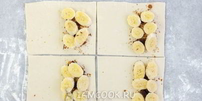 слойки с бананом