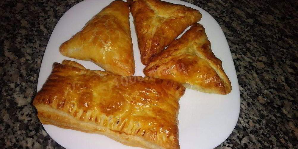 Рецепт слойки с картофелем и грибами из слоеного теста