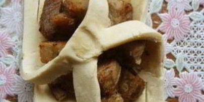 слойки с мясом