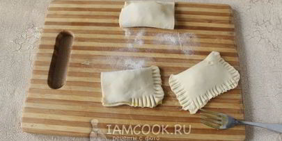 слойки с орехами