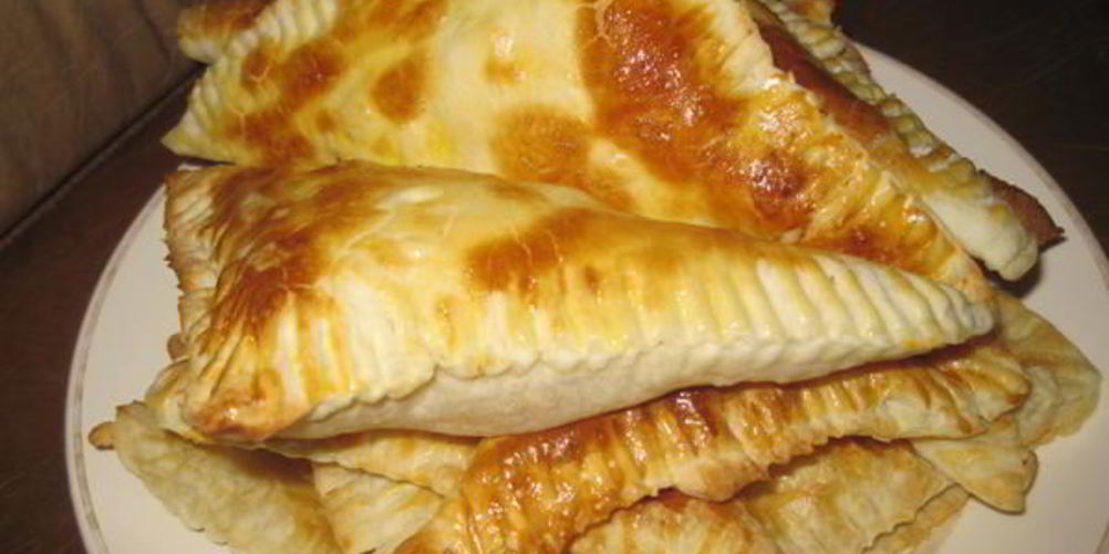 Рецепт слойки с сыром для ленивых