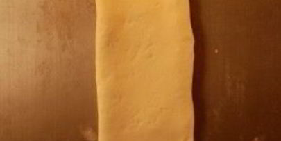 слойки с сыром и маком