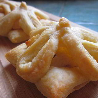 Слойки с творогом