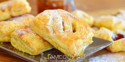 слойки с вареньем из слоеного теста