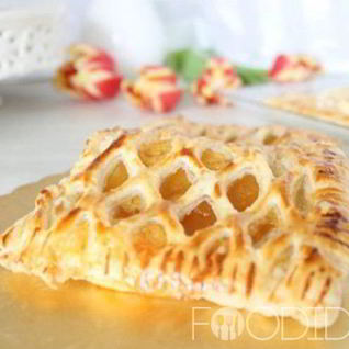 Слойки с вареньем