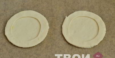 слойки с яблоками