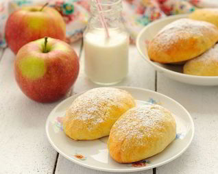 Сочни с яблоками