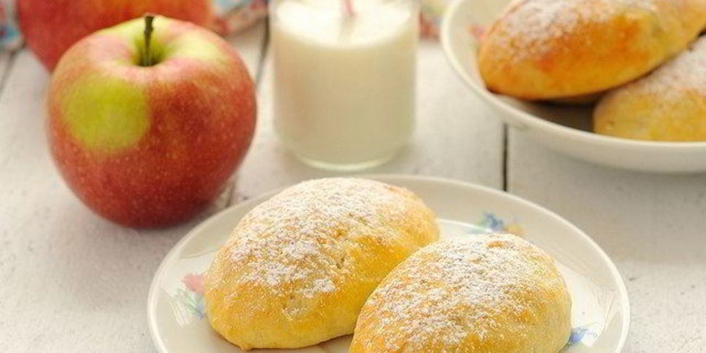 Рецепт сочни с яблоками