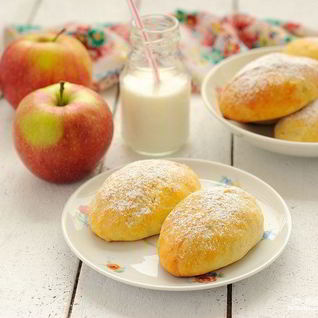 Сочни с яблоками