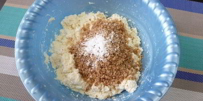 сырники с карамельным фруктовым соусом