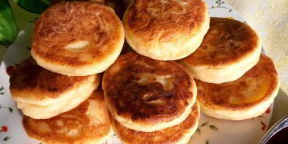 сырники с шоколадным вулканчиком — праздничный завтрак