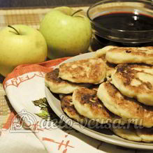 Рецепт Сырники с яблоками
