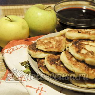 Сырники с яблоками