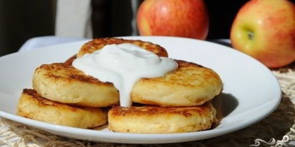 Рецепт сырники со сметаной