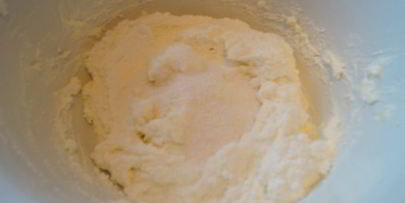 ванильные сырники с шоколадным соусом