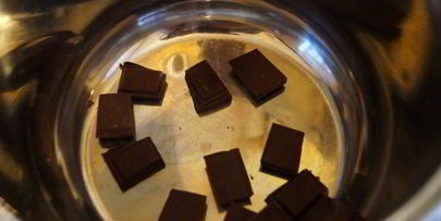 ванильные сырники с шоколадным соусом