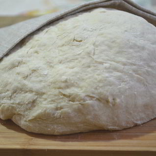 Быстрое бездрожжевое тесто для пирожков