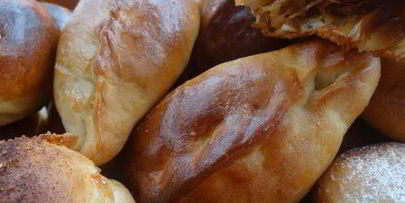 дрожжевое тесто для пирогов, булок и пирожков