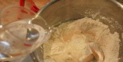 дрожжевое тесто на воде