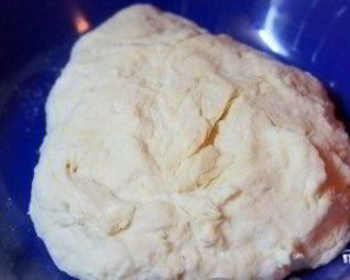 Тесто без дрожжей и яиц