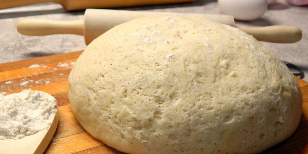 Рецепт тесто для пирогов на сухих дрожжах и воде