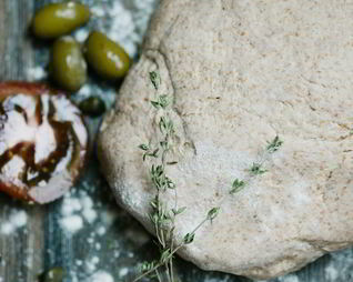 Тесто для пиццы из цельнозерновой муки