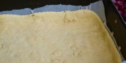 творожное тесто для пирога с вишней