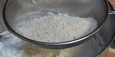 малиновый торт