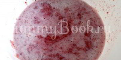 муссовый торт с клубникой и грейпфрутом