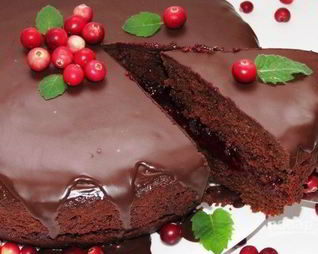 Шоколадно-клюквенный торт