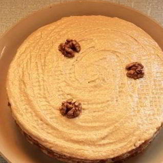 Шоколадный торт с вареной сгущенкой и грецкими орахами