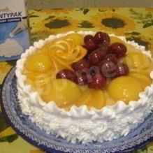 Рецепт Торт бисквит с белковым кремом и фруктами