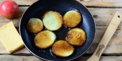 торт из баклажанов с помидорами и сыром