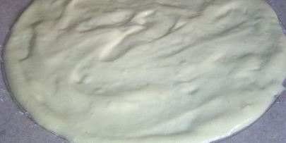 торт с шоколадным кремом и пралине