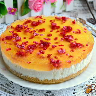 Творожно-желейный торт с малиной без выпечки