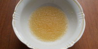 творожно-желейный торт с малиной без выпечки