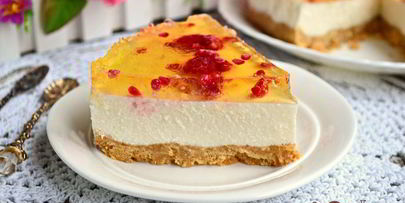 творожно-желейный торт с малиной без выпечки