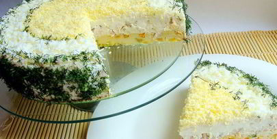 закусочный сырно-сливочный торт с курицей