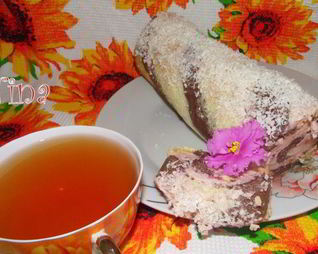 Вишневый полосатый рулет