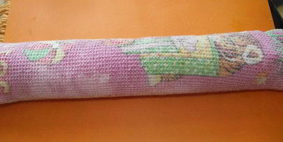 вишневый полосатый рулет