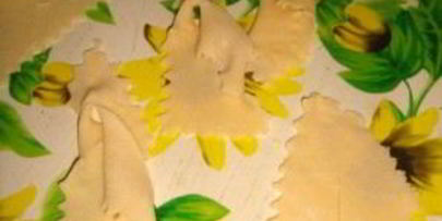 вкусный хворост, тающий во рту