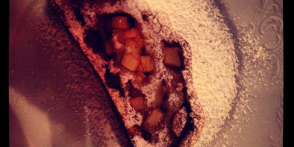 Рецепт яблочно-творожный рулет