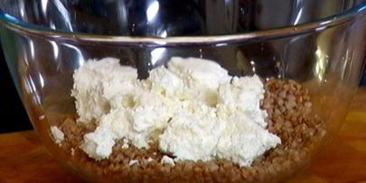 гречневая запеканка с творогом и курагой