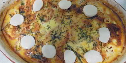 кабачковая запеканка с моцареллой и томатным кетчупом