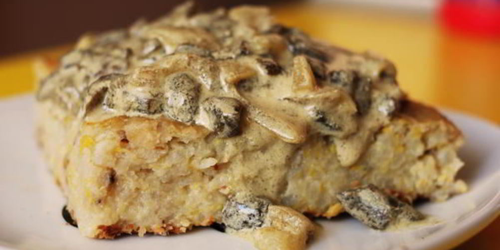 Рецепт овощная запеканка с грибной подливой